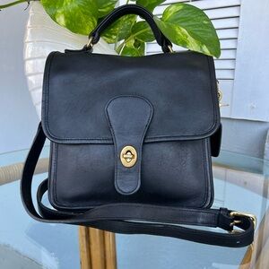 Vintage Coach #5130 Station Bag in Black Leather